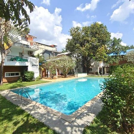 Villa M - Solitude 2 Candolim Goa 3Bhk, Pool Facing, Near Beach, Free Breakfast, Free Wifi And Prime Location Екстериор снимка