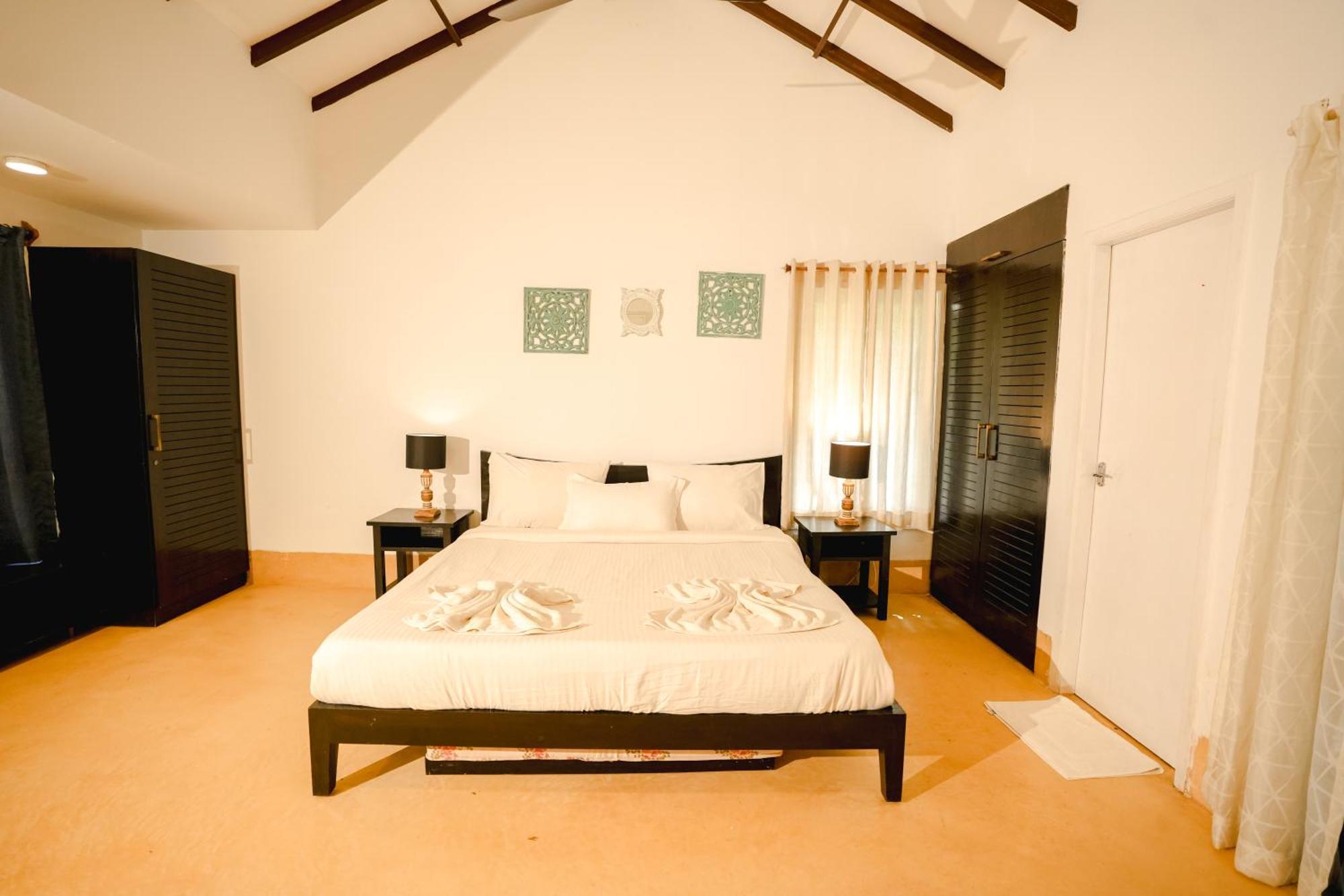 Villa M - Solitude 2 Candolim Goa 3Bhk, Pool Facing, Near Beach, Free Breakfast, Free Wifi And Prime Location Екстериор снимка