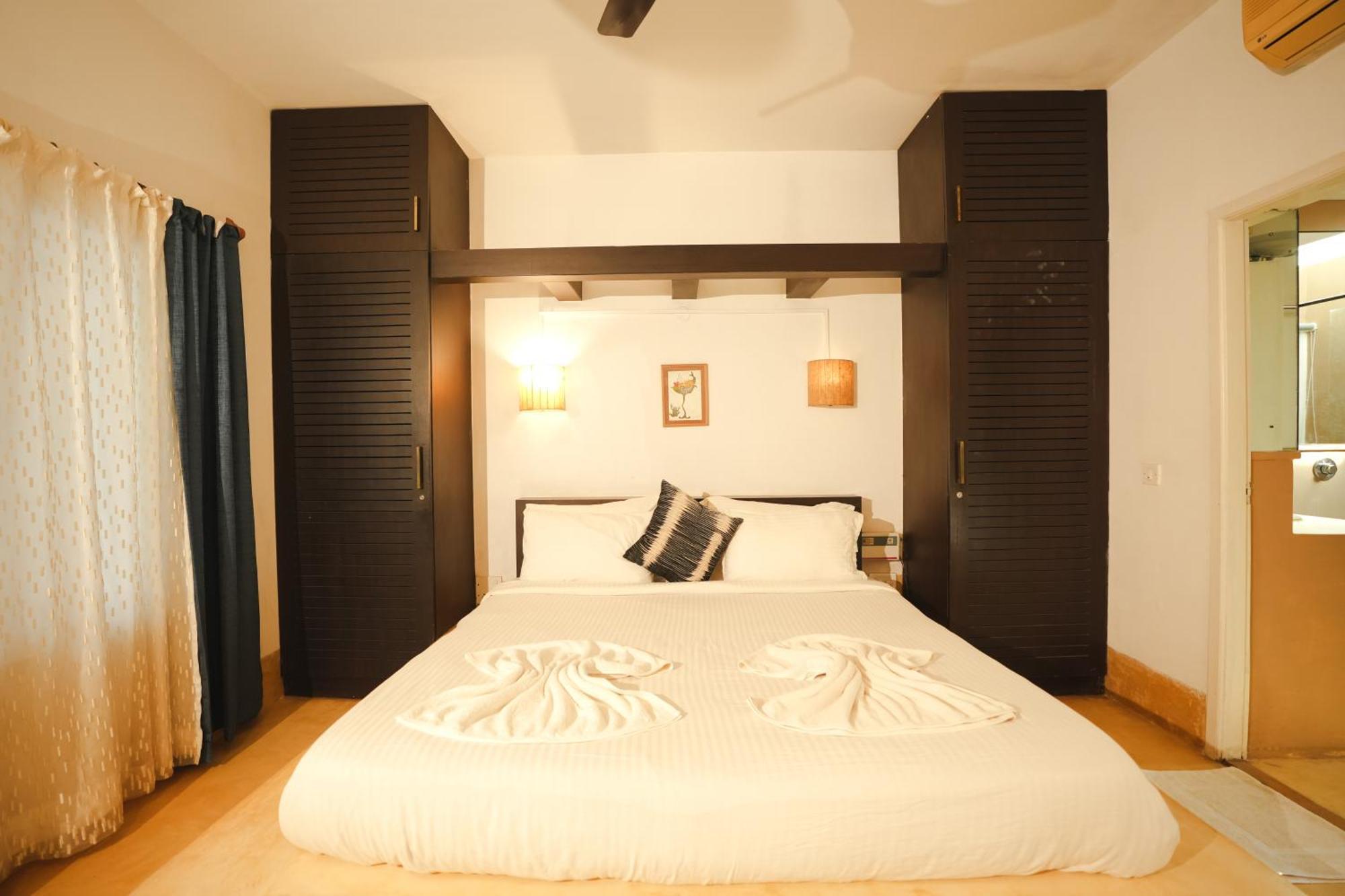 Villa M - Solitude 2 Candolim Goa 3Bhk, Pool Facing, Near Beach, Free Breakfast, Free Wifi And Prime Location Екстериор снимка