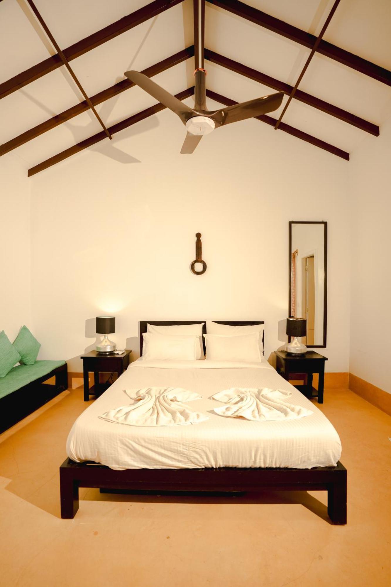 Villa M - Solitude 2 Candolim Goa 3Bhk, Pool Facing, Near Beach, Free Breakfast, Free Wifi And Prime Location Екстериор снимка