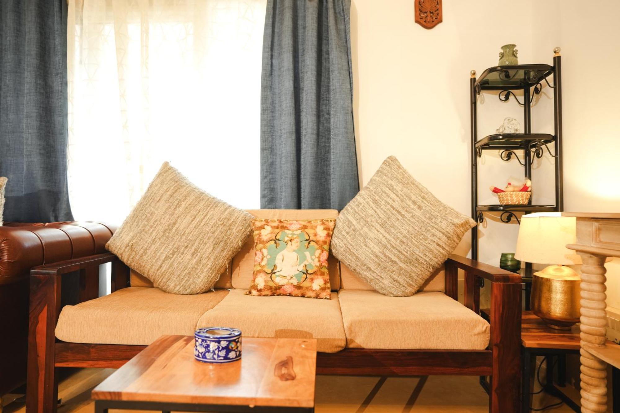 Villa M - Solitude 2 Candolim Goa 3Bhk, Pool Facing, Near Beach, Free Breakfast, Free Wifi And Prime Location Екстериор снимка